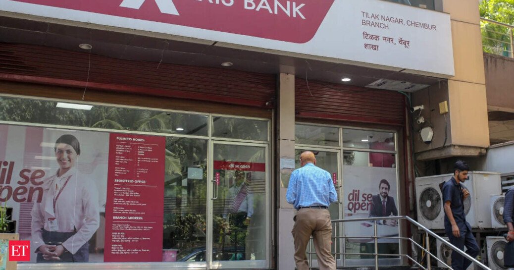 3,000 staff scattered as Axis Bank hunts for HQ
