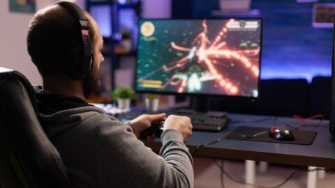 Microsoft patent describes in-game advertising triggered by boss fights, loading screens, and cutscenes
