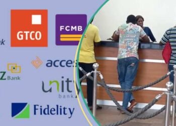 Nigeria’s cash outside banks hits N4.87trn