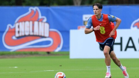 Liverpool given pathway to sign Alex Scott, as perfect Andoni Iraola transfer shapes up: report